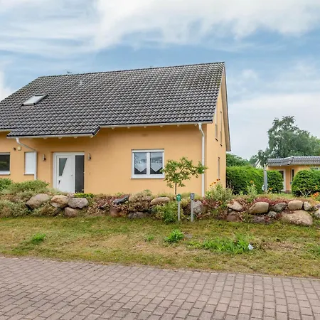 Undine 99 M² Lejlighed *