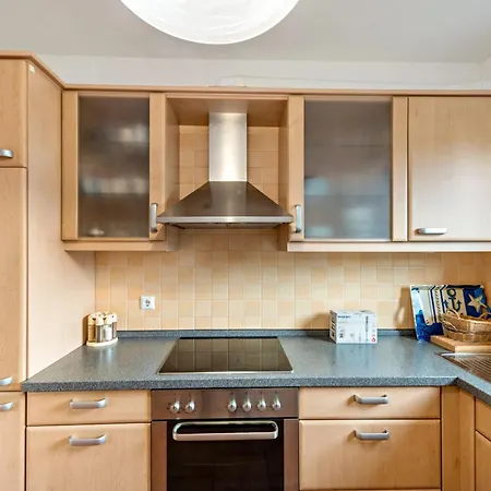 Undine 99 M² Lejlighed *